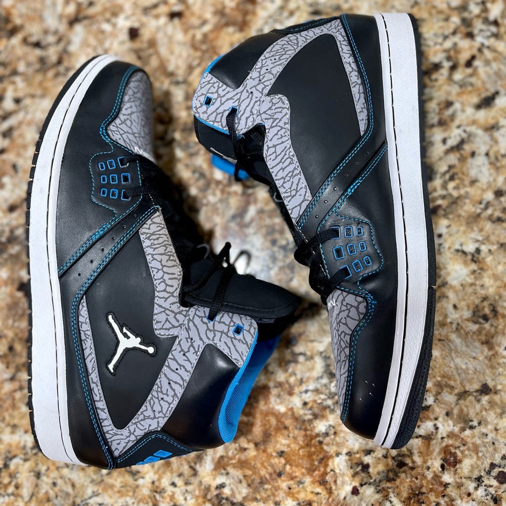 Jordan 1 Flight Black photo Blue Cement grey size 13 men